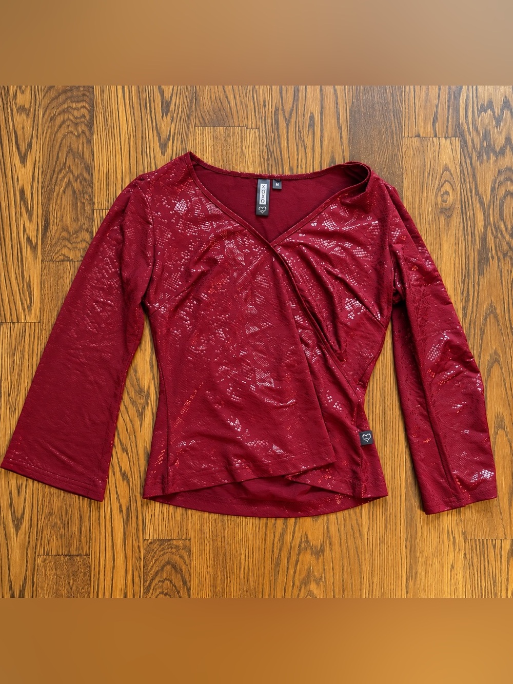 VINTAGE XOXO Y2K Metallic Snakeskin Bell Sleeve V-Neck Wrap Blouse Top